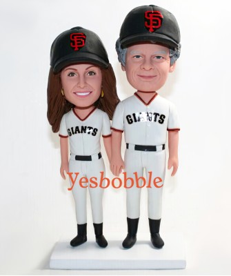 Personalized Baseball Fan Couple Bobblehead