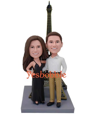 Couple In Paris With the Eiffel Tower Bobblehead
