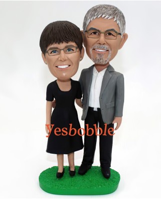 Custom Arm In Arm Couple Bobblehead