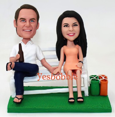 Personalized Couple Sit on The Chair Bobblehead